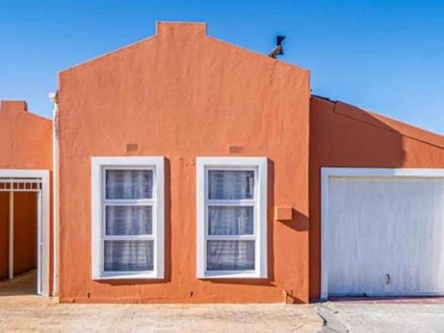 House for sale in Cape Town, Western Cape