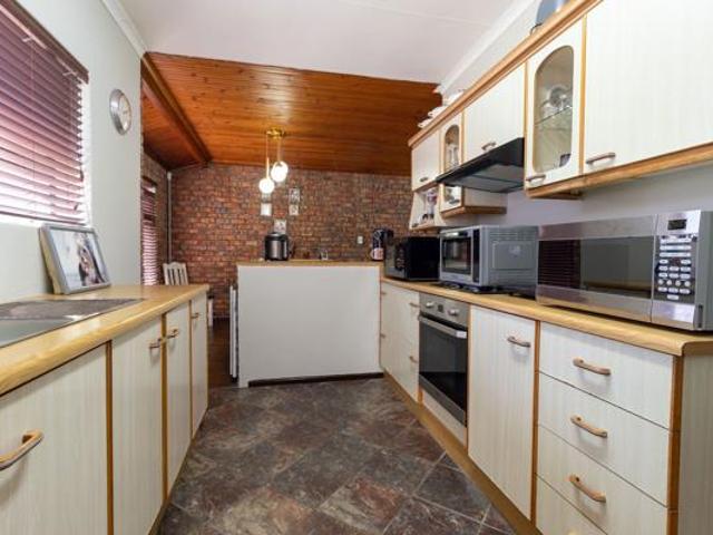 House for sale in Nelson Mandela Bay Ward 18, Nelson Mandela Bay Metropolitan Municipality