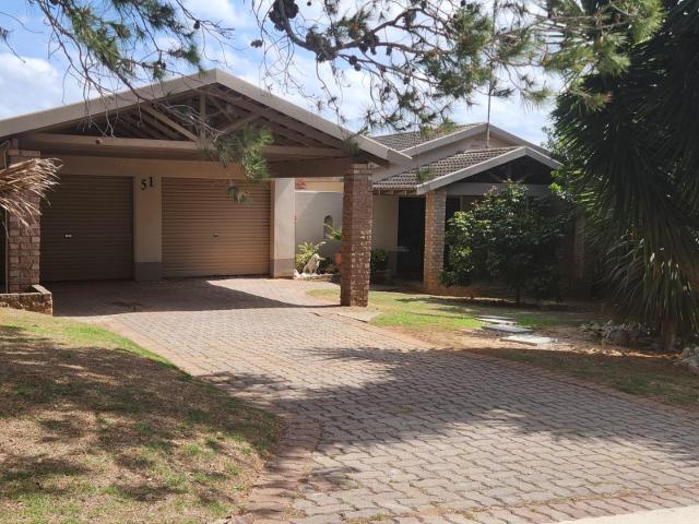 House for sale in Uitenhage, Eastern Cape