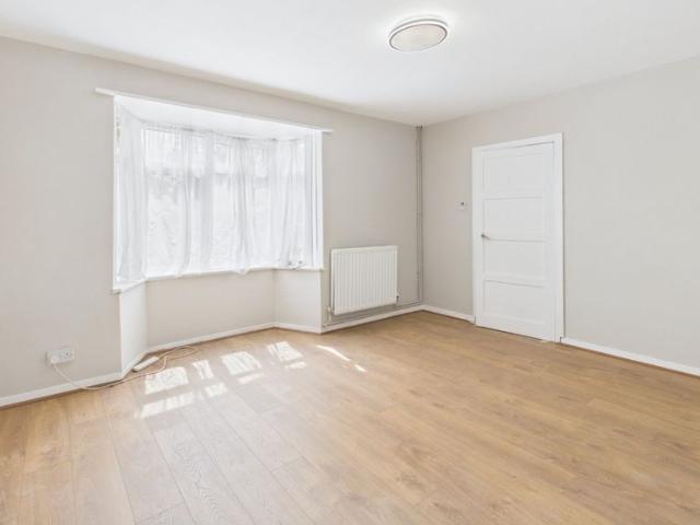 House for rent in Clewer Village, Windsor