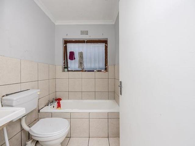 House for sale in Cape Town, Western Cape