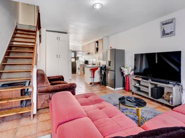 House for sale in Cape Town, Western Cape