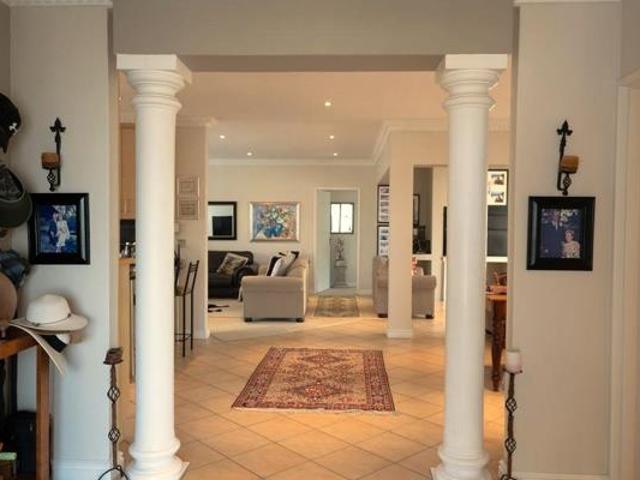 House for sale in Port Elizabeth, Eastern Cape