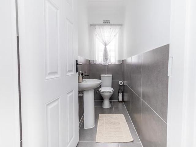 House for sale in Cape Town, Western Cape