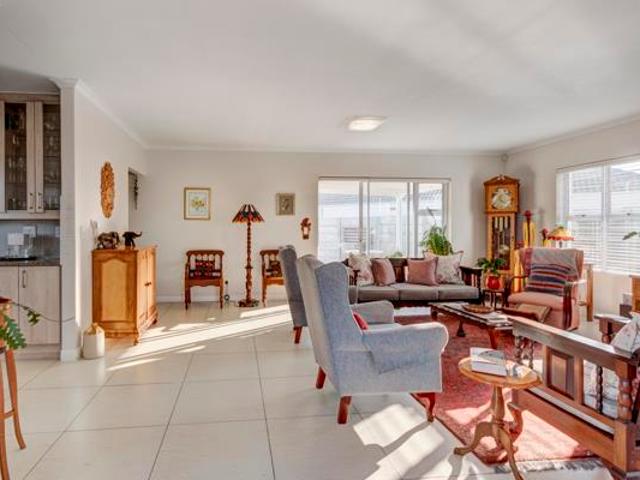 House for sale in Cape Town, Western Cape