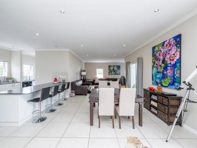 House for sale in Cape Town, Western Cape