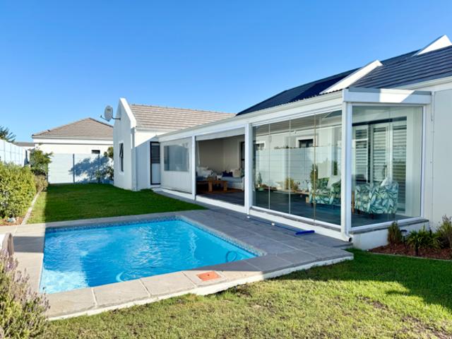 House for sale in Cape Town, Western Cape