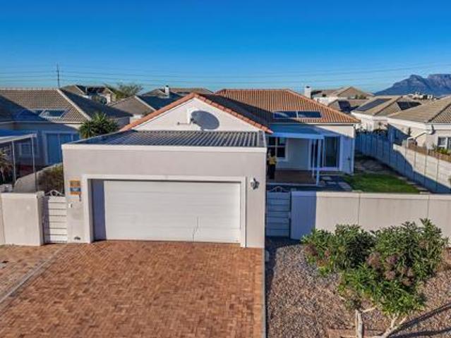 House for sale in Cape Town, Western Cape