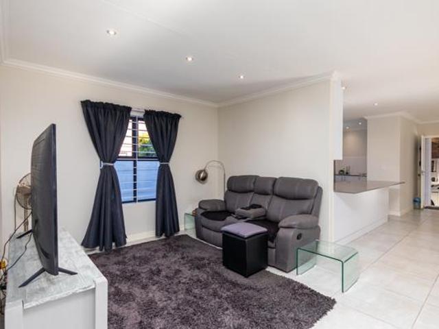 House for sale in Cape Town, Western Cape