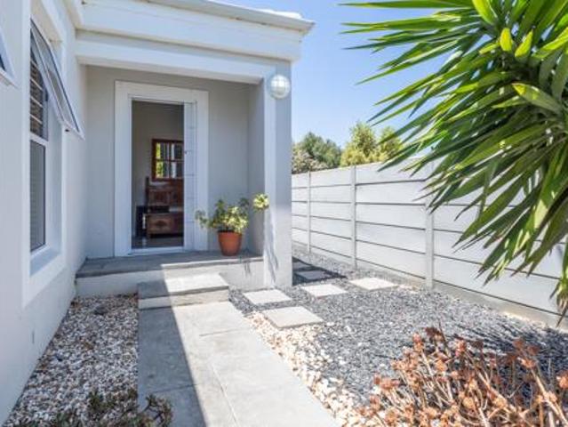 House for sale in Cape Town, Western Cape