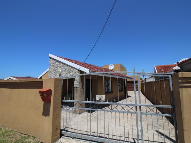 House for sale in East London, Eastern Cape