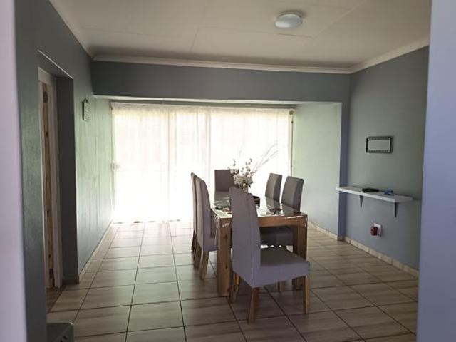 House for sale in Newcastle Local Municipality, Amajuba District Municipality