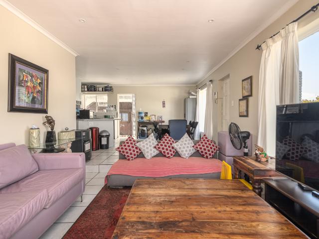 House for sale in Table View, Western Cape