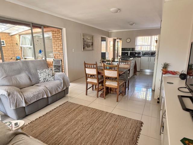 House for sale in Cape Town, Western Cape