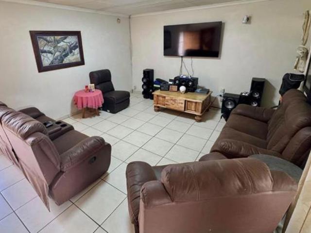 House for rent in eMalahleni, Emalahleni Local Municipality