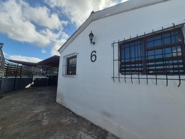 House for sale in Cape Town, Western Cape