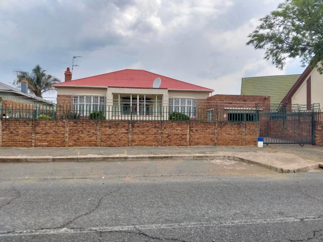 House for sale in Vosloorus, Gauteng