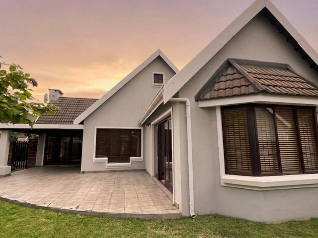 House for sale in Groot Brak Rivier, Western Cape