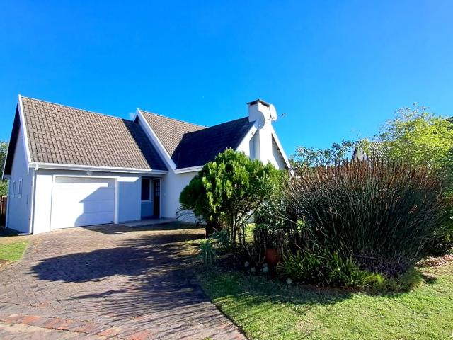 House for sale in Groot Brak Rivier, Western Cape
