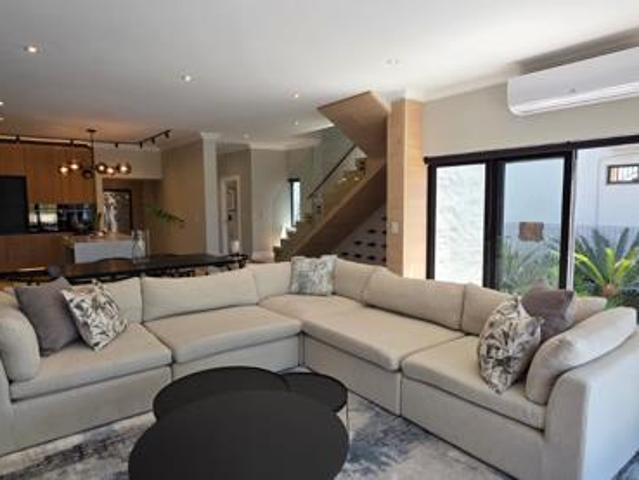 House for rent in North West