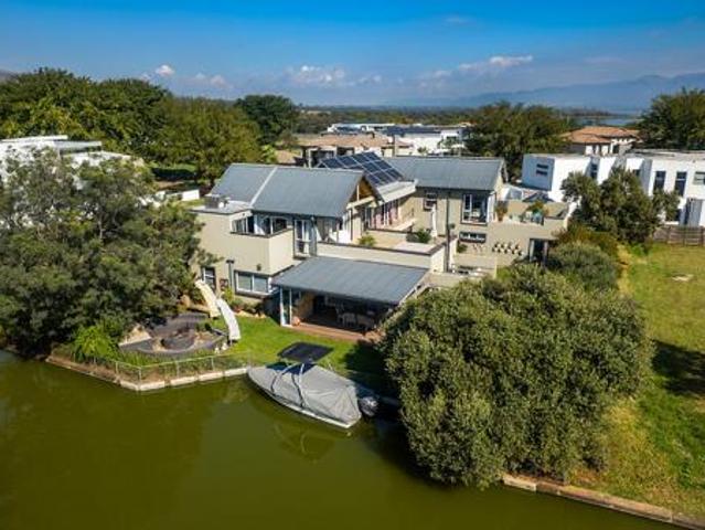House for sale in North West