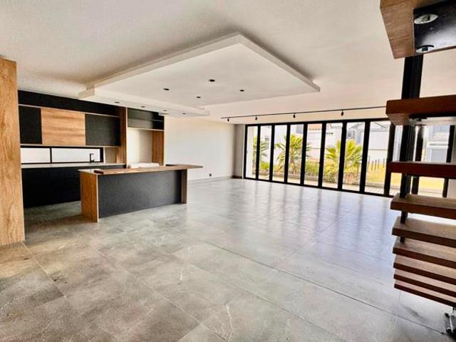 House for sale in North West
