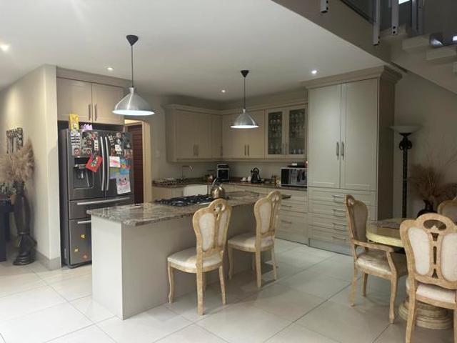 House for rent in North West