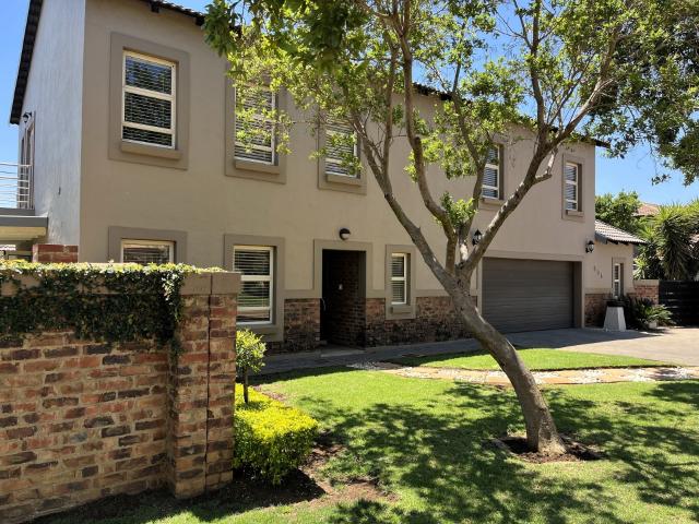 House for sale in Waterkloof, Gauteng