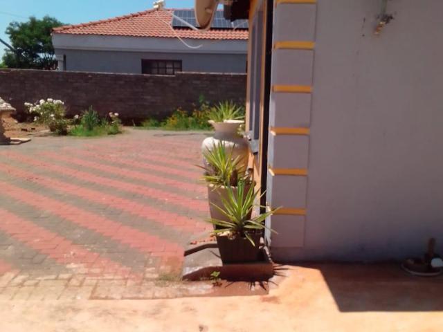 House for sale in Akasia, Gauteng