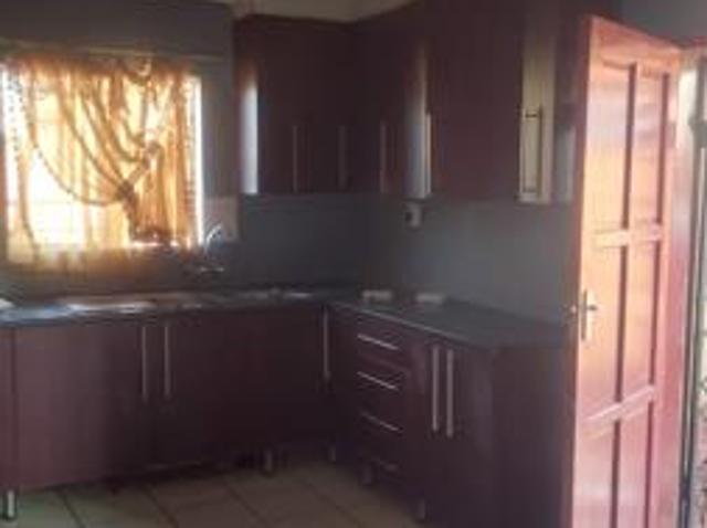 House for rent in Waterkloof, Gauteng