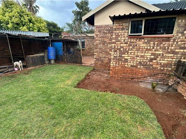 House for rent in Akasia