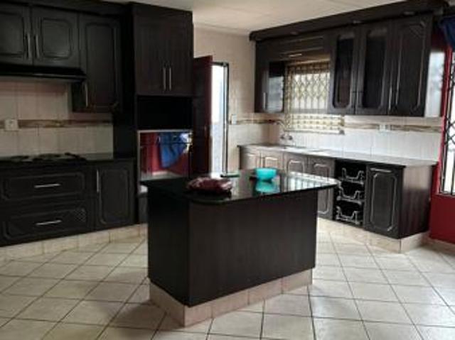 House for rent in Waterkloof, Gauteng
