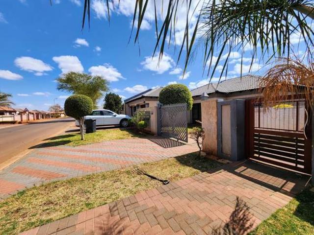 House for rent in Akasia, Gauteng