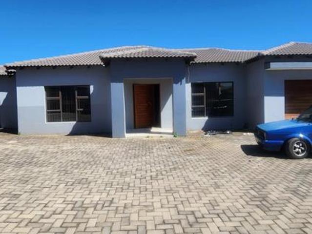 House for rent in Waterkloof, Gauteng