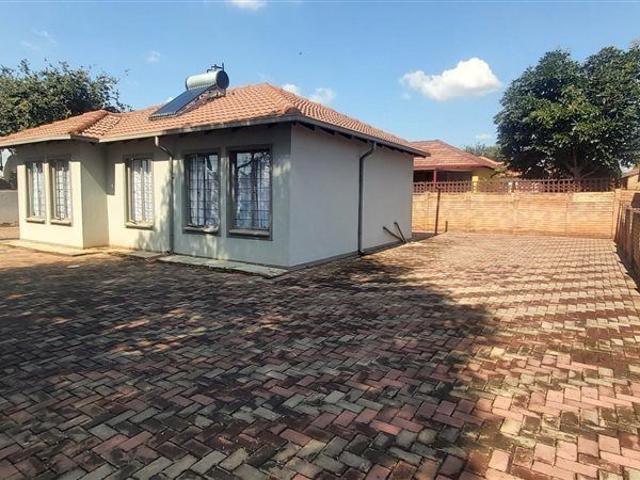 House for rent in Akasia, Gauteng