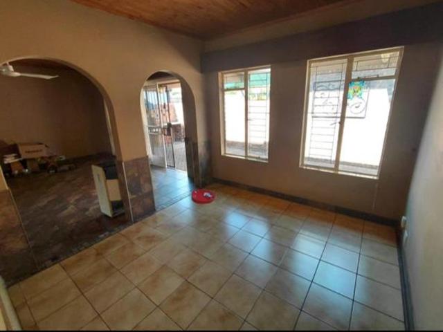 House for rent in Waterkloof, Gauteng