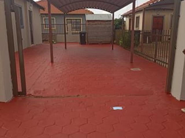 House for rent in Waterkloof, Gauteng