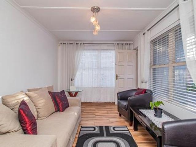 House for sale in Cape Town, Western Cape