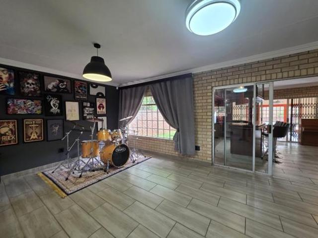 House for sale in Vereeniging, Emfuleni Local Municipality
