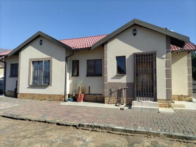 House for sale in Tlhabane, North West