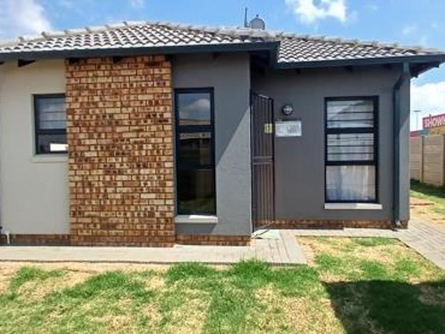 House for sale in West Rand Garden estates, Westonaria Local Municipality