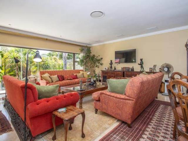 House for sale in Cape Town, Western Cape