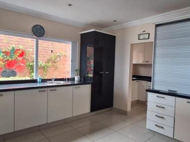 House for sale in Tongaat Beach, Kwazulu-natal