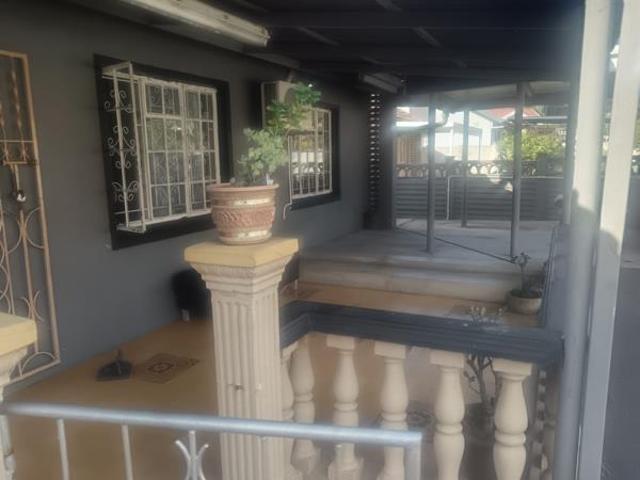 House for sale in Tongaat Beach, Kwazulu-natal