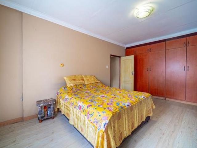 House for sale in Tongaat Beach, Kwazulu-natal