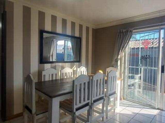 House for sale in Cape Town, Western Cape
