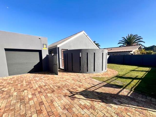 House for sale in Cape Town, Western Cape
