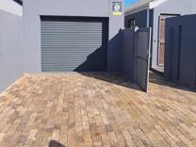 House for sale in Cape Town, Western Cape