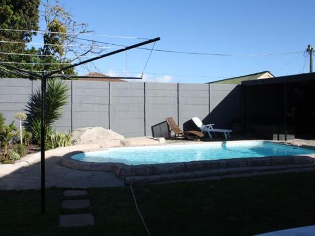 House for sale in Cape Town, Western Cape