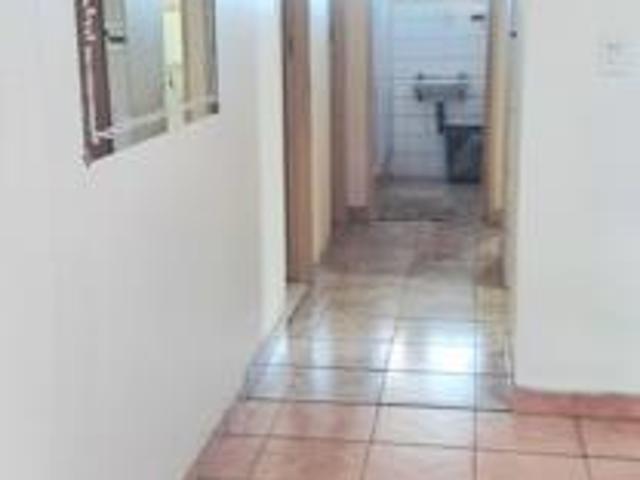 House for sale in Mount Moreland, Kwazulu-natal